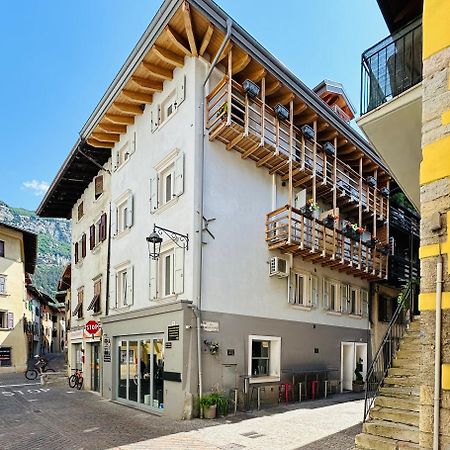 Es Rooms And Apartments Torbole Sul Garda Kültér fotó