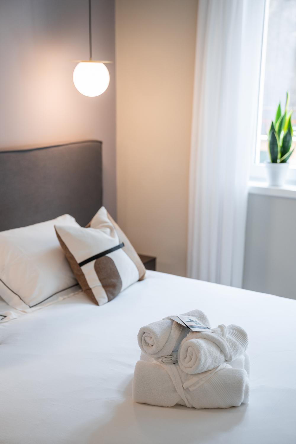 Es Rooms And Apartments Torbole Sul Garda Kültér fotó