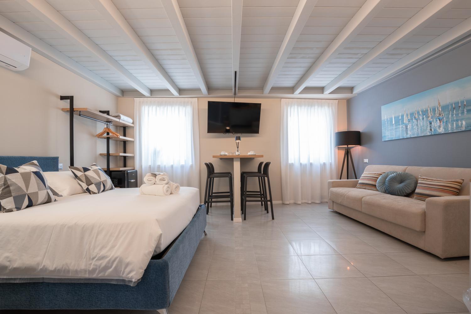 Es Rooms And Apartments Torbole Sul Garda Kültér fotó